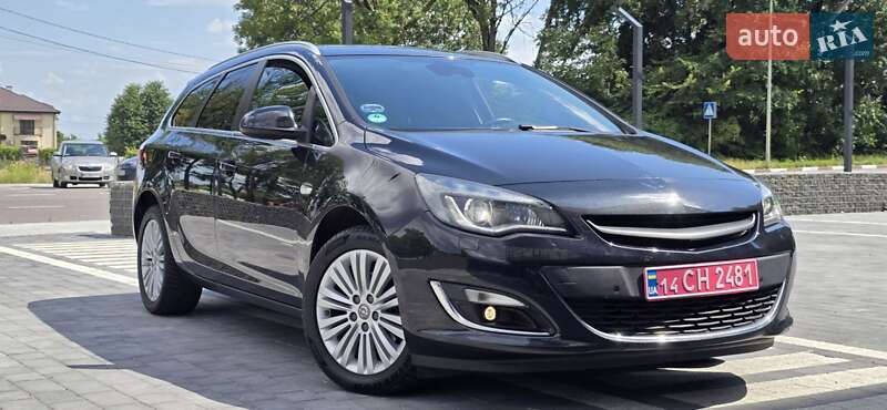Универсал Opel Astra 2015 в Стрые