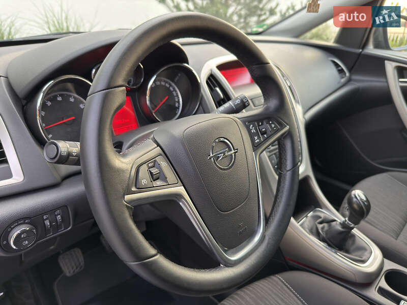 Універсал Opel Astra 2011 в Луцьку фото 14 Універсал Opel Astra 2011 в Луцьку