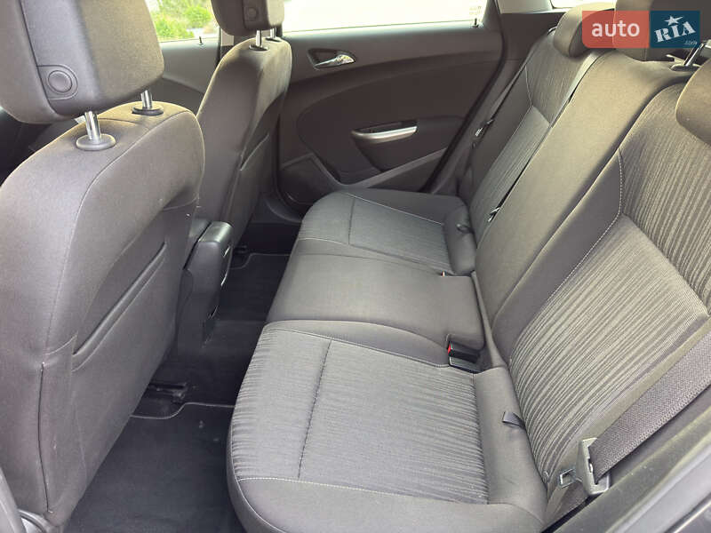 Універсал Opel Astra 2011 в Луцьку фото 25 Універсал Opel Astra 2011 в Луцьку