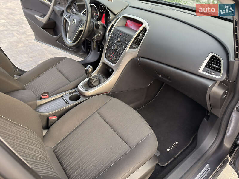 Універсал Opel Astra 2011 в Луцьку фото 29 Універсал Opel Astra 2011 в Луцьку