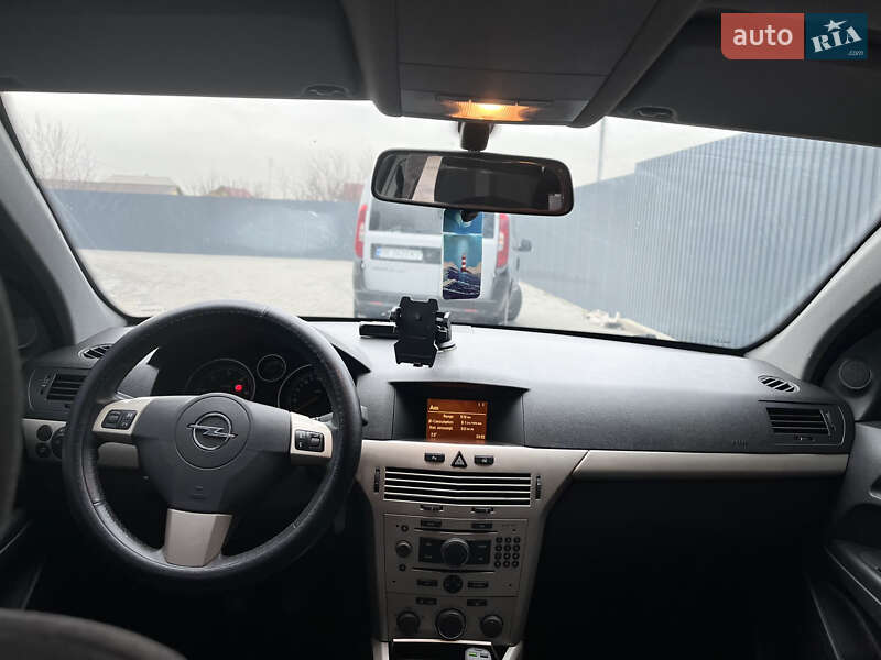 Универсал Opel Astra 2008 в Одессе