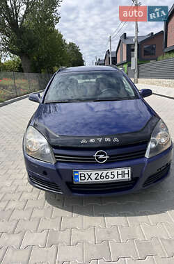 Универсал Opel Astra 2005 в Тернополе