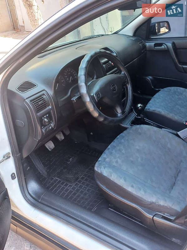 Хэтчбек Opel Astra 1998 в Одессе