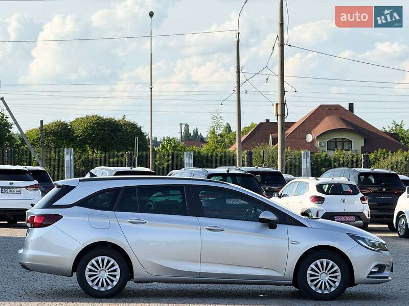 Универсал Opel Astra 2016 в Луцке