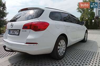 Универсал Opel Astra 2015 в 