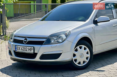 Универсал Opel Astra 2005 в 