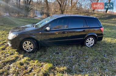 Универсал Opel Astra 2006 в Шаргороде