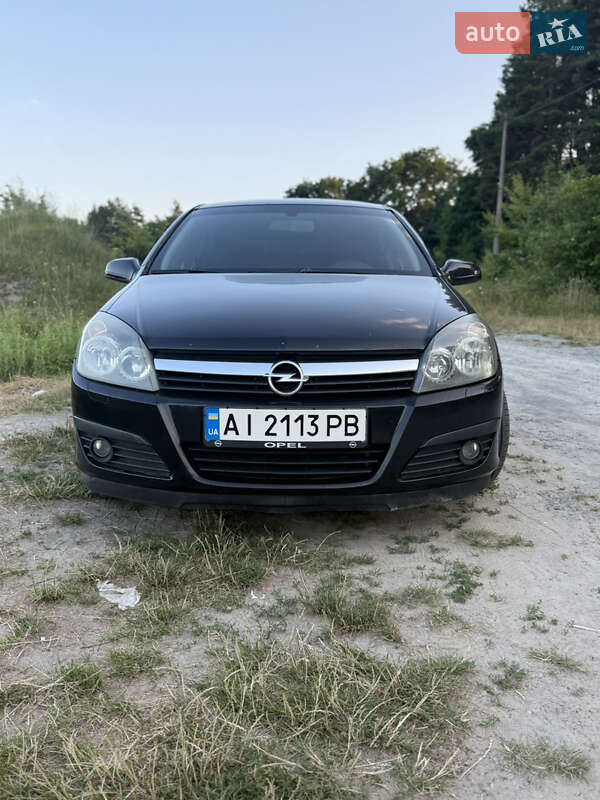 Хетчбек Opel Astra 2006 в Звягелі