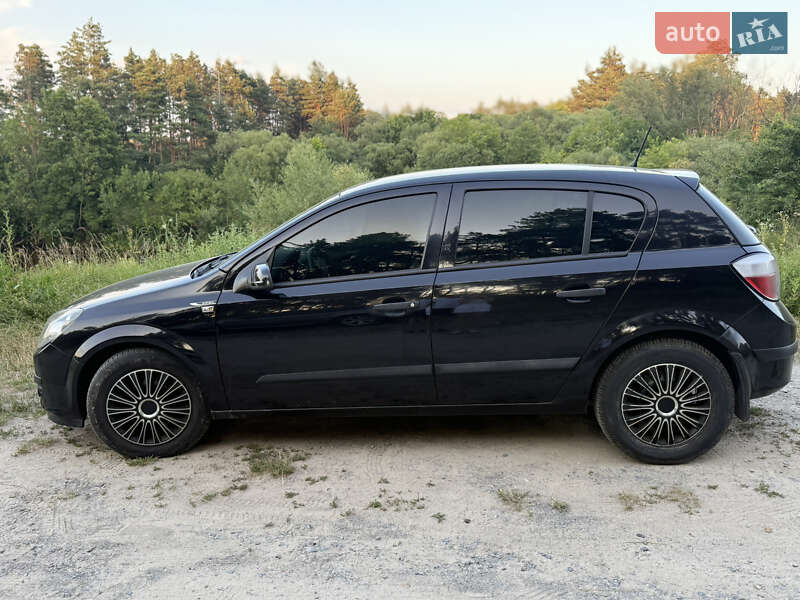 Хетчбек Opel Astra 2006 в Звягелі