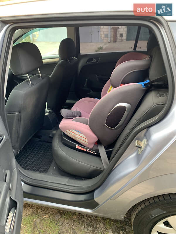 Универсал Opel Astra 2009 в Житомире