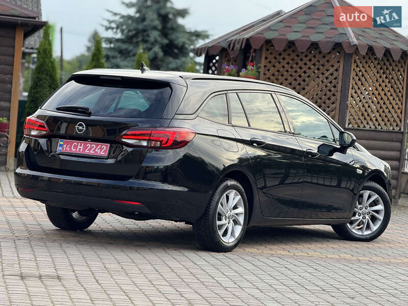 Универсал Opel Astra 2020 в Самборе