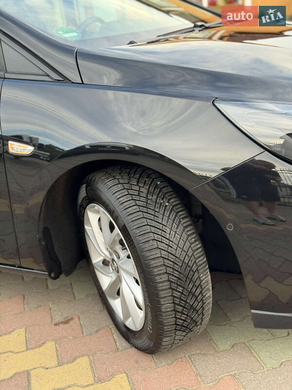 Универсал Opel Astra 2020 в Самборе