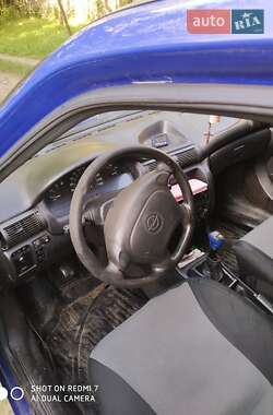 Универсал Opel Astra 1996 в 