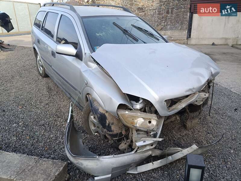 Универсал Opel Astra 2002 в Виноградове