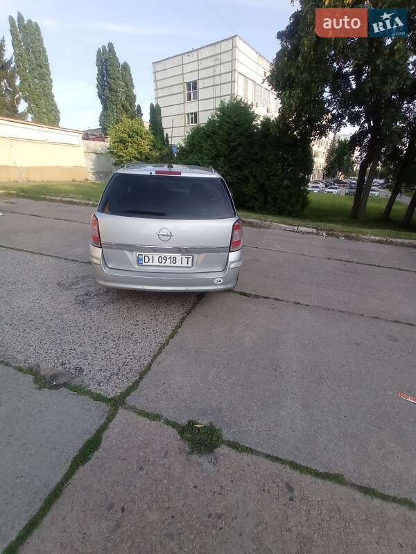 Универсал Opel Astra 2006 в Львове