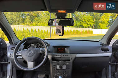 Універсал Opel Astra 2008 в 