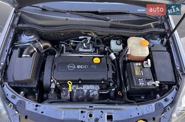Універсал Opel Astra 2008 в 