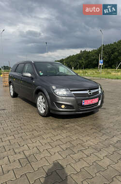 Универсал Opel Astra 2009 в 