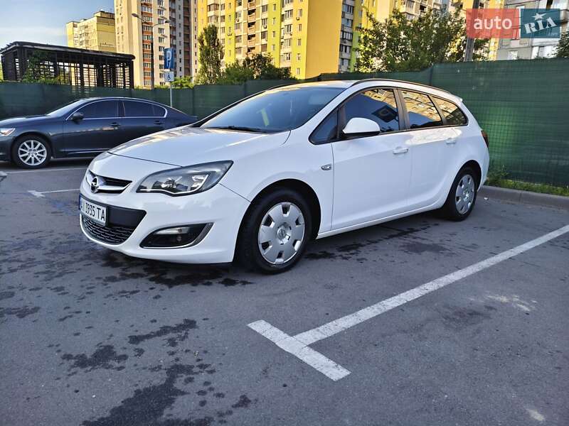 Универсал Opel Astra 2012 в Киеве