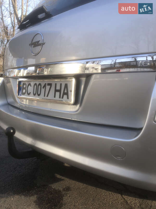 Универсал Opel Astra 2007 в Львове