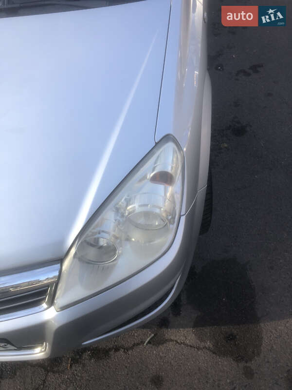 Универсал Opel Astra 2007 в Львове