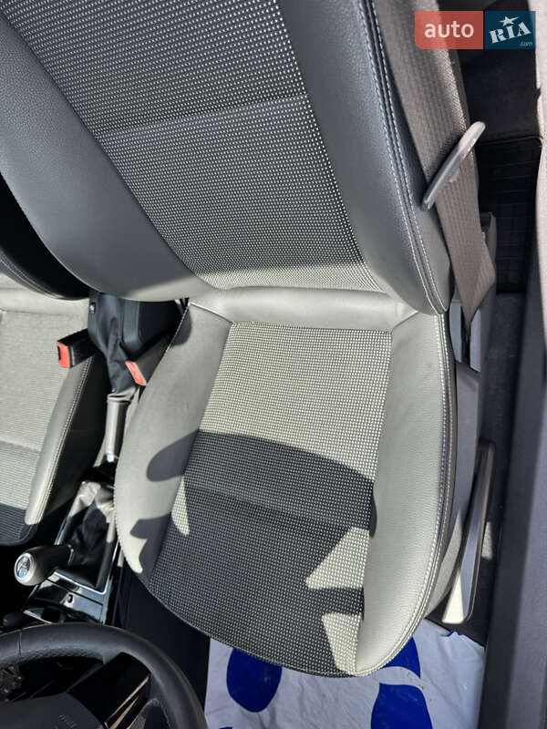 Универсал Opel Astra 2010 в Луцке