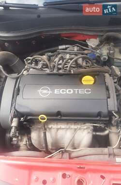Хэтчбек Opel Astra 2008 в 