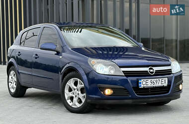 Хэтчбек Opel Astra 2006 в 