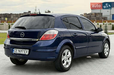 Хэтчбек Opel Astra 2006 в 