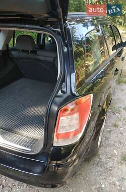 Универсал Opel Astra 2007 в 