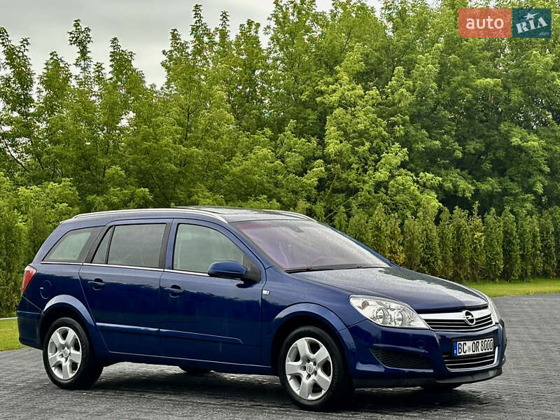Универсал Opel Astra 2008 в Тернополе