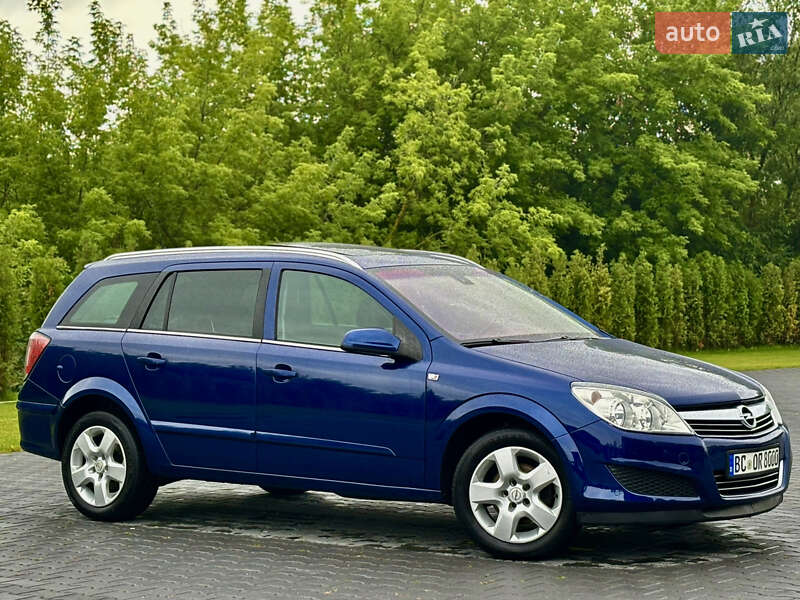 Универсал Opel Astra 2008 в Тернополе