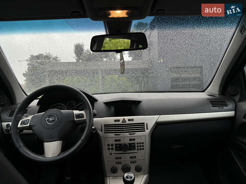 Универсал Opel Astra 2008 в Тернополе