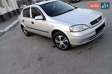 Хэтчбек Opel Astra 2004 в Харькове