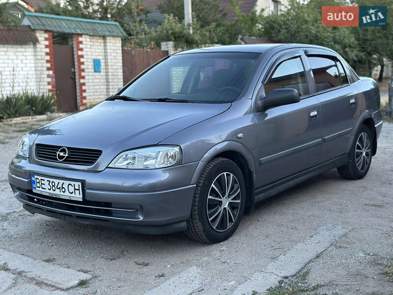 Opel Astra 2007
