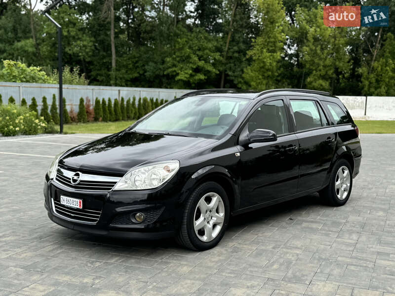 Универсал Opel Astra 2007 в Луцке