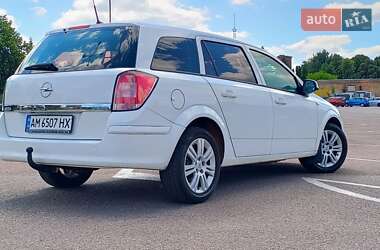 Универсал Opel Astra 2009 в 