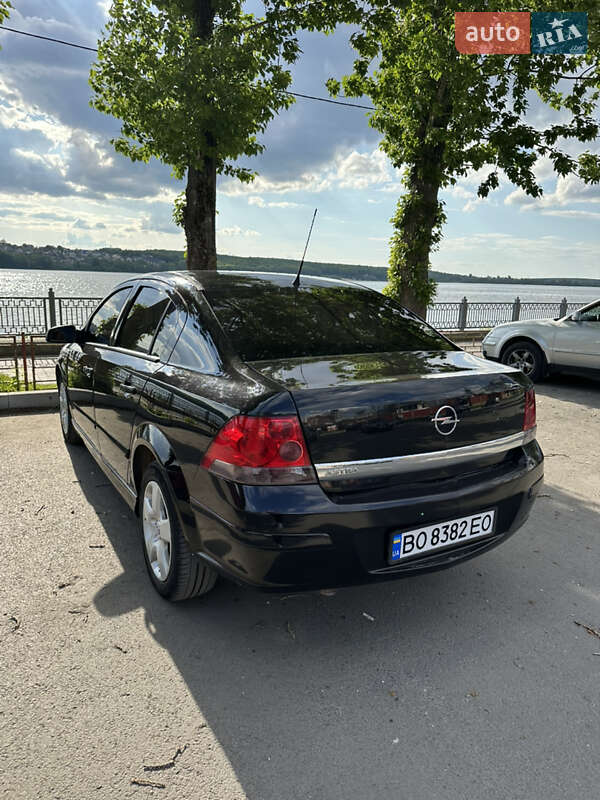 Седан Opel Astra 2008 в Тернополе