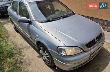 Седан Opel Astra 2000 в 