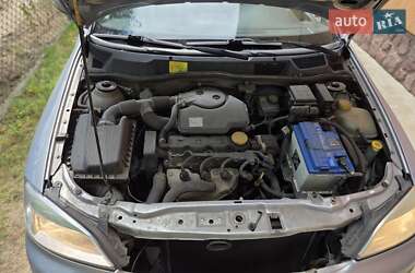 Седан Opel Astra 2000 в 