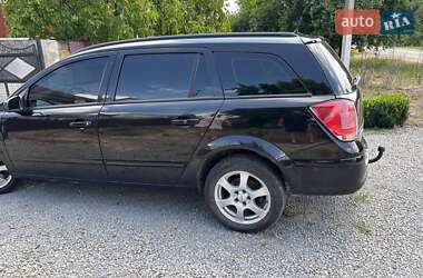 Универсал Opel Astra 2006 в 