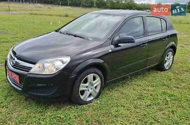 Хетчбек Opel Astra 2009 в Луцьку