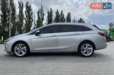 Универсал Opel Astra 2016 в 