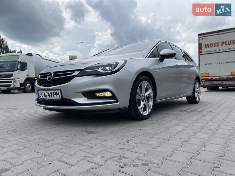 Универсал Opel Astra 2016 в Хмельницком