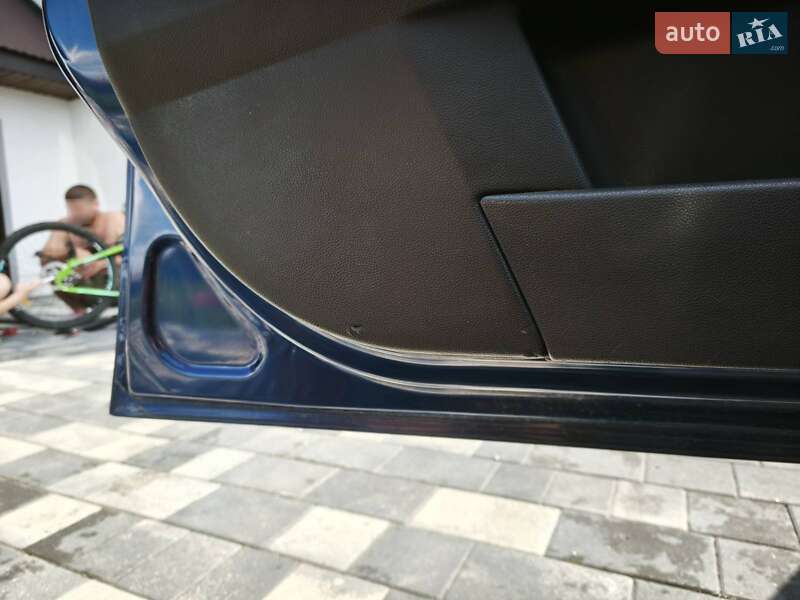 Универсал Opel Astra 2010 в Изяславе