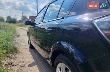 Хэтчбек Opel Astra 2007 в 