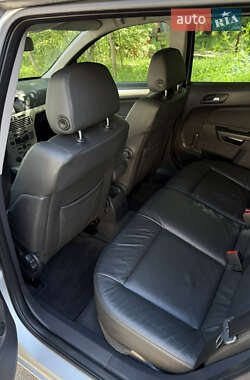 Универсал Opel Astra 2008 в 