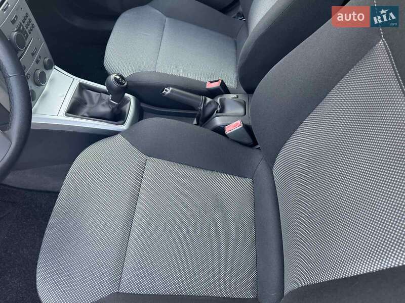 Универсал Opel Astra 2010 в Виннице