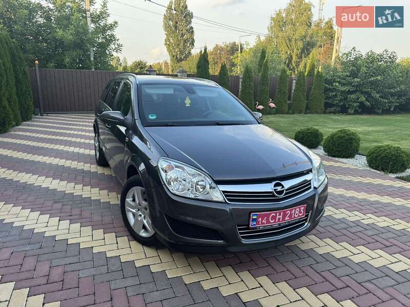Универсал Opel Astra 2010 в Виннице