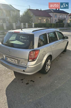 Універсал Opel Astra 2006 в 
